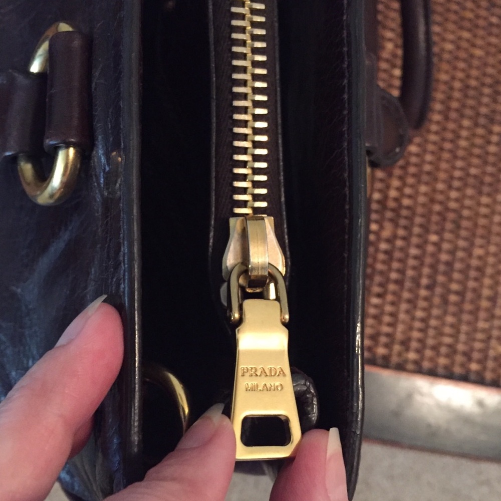 SOLD Prada Two-Way - Picture 13 of 15